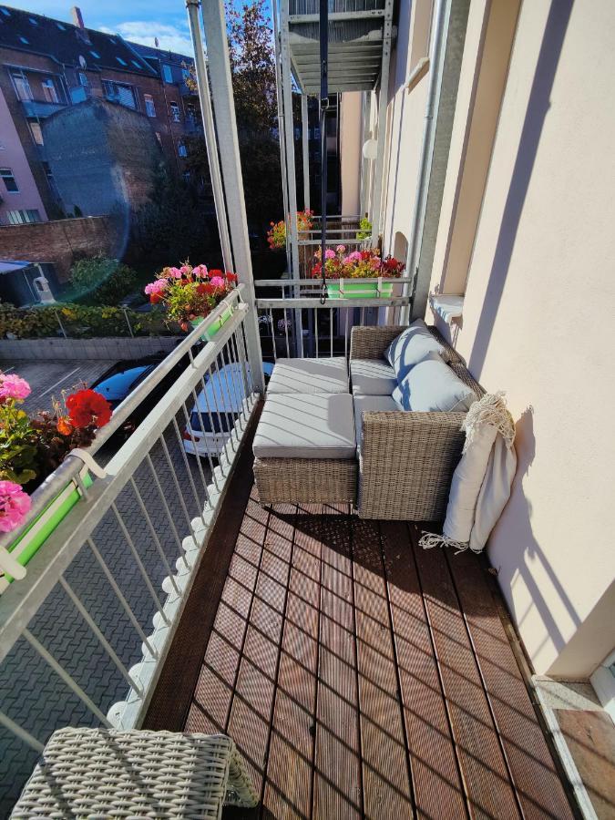 Neu Sanierte Wohnung Mit Balkon Und Stellplatz Эрфурт Экстерьер фото