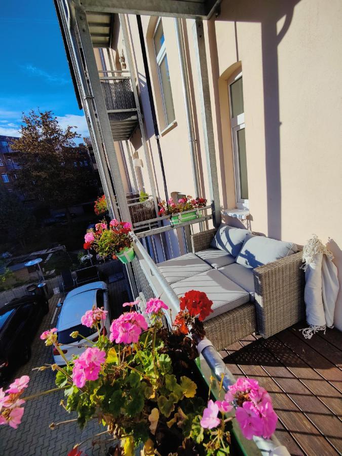 Neu Sanierte Wohnung Mit Balkon Und Stellplatz Эрфурт Экстерьер фото